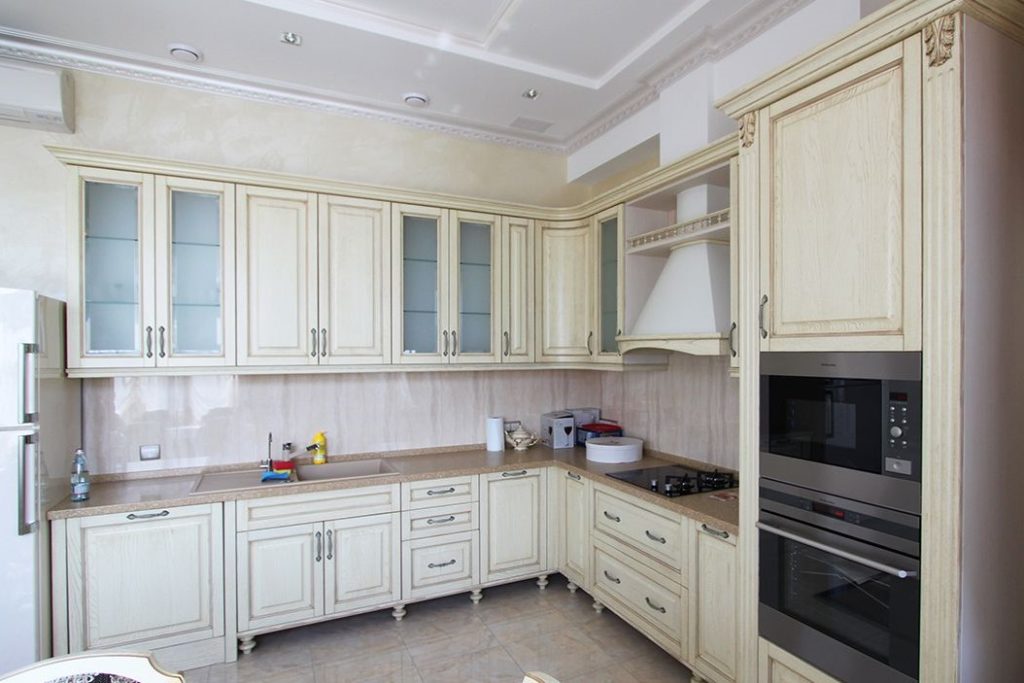 Фото угловой кухни